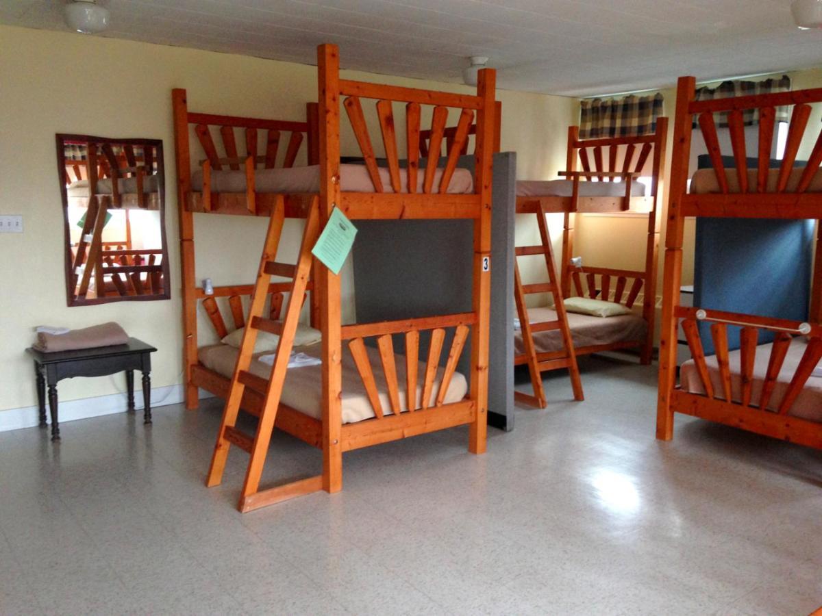Auberge De Douglastown Gaspe Luaran gambar